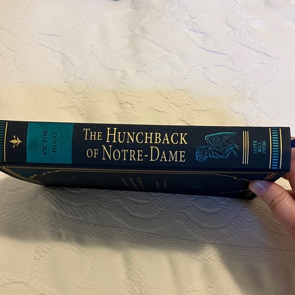The Hunchback of Notre Dame by Victor Hugo - Picture 6 of 6